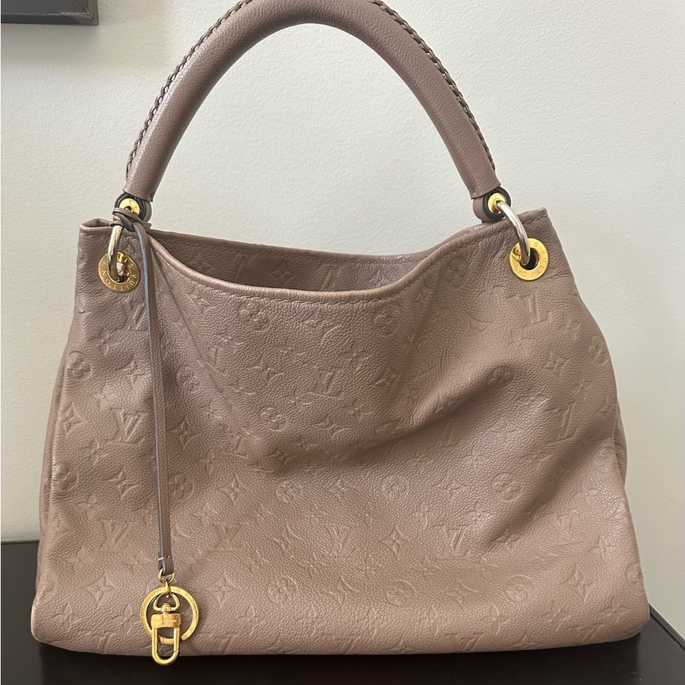 LOUIS VUITTON Empreinte Artsy MM Taupe Turtledove Hobo Shoulder Bag